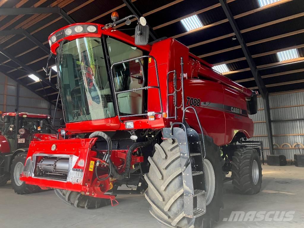 Case IH 7088 Combine de secerat
