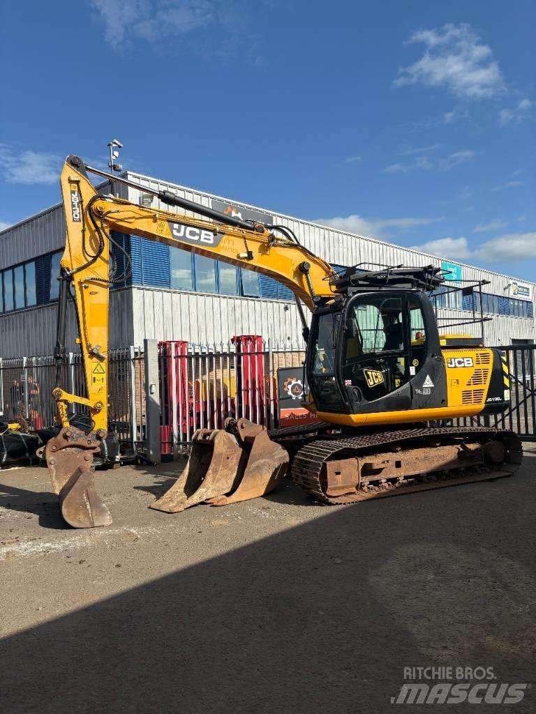 JCB JS 130 LC Excavatoare pe șenile
