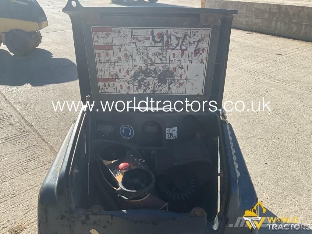 Bomag BMP 8500 Vibratoare
