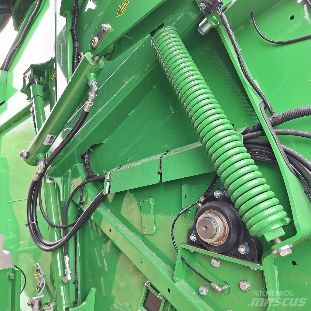 John Deere V461M Masina de balotat cilindric