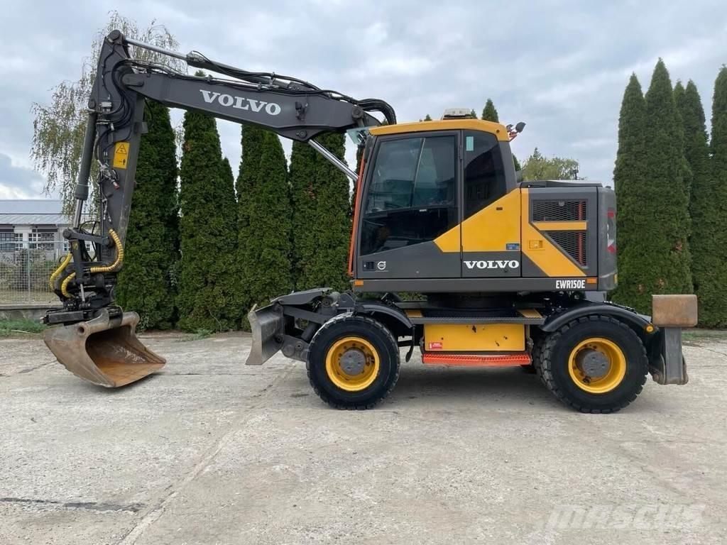 Volvo EWR150 E Excavatoare cu roti