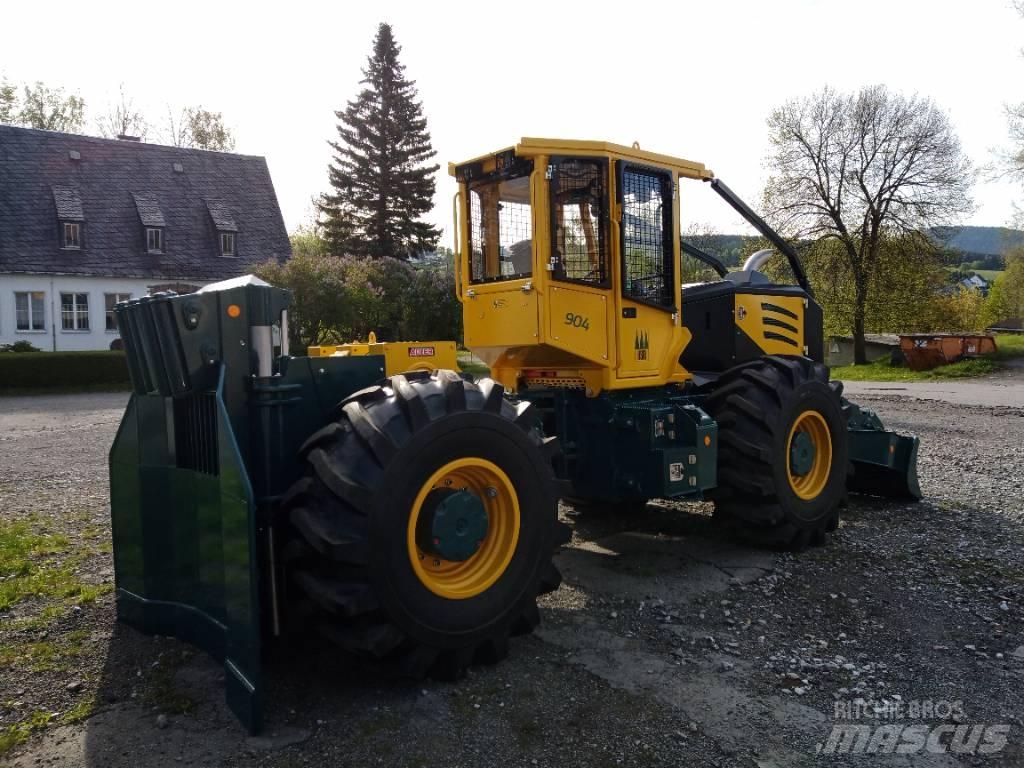HSM 904S Tractoare forestiere