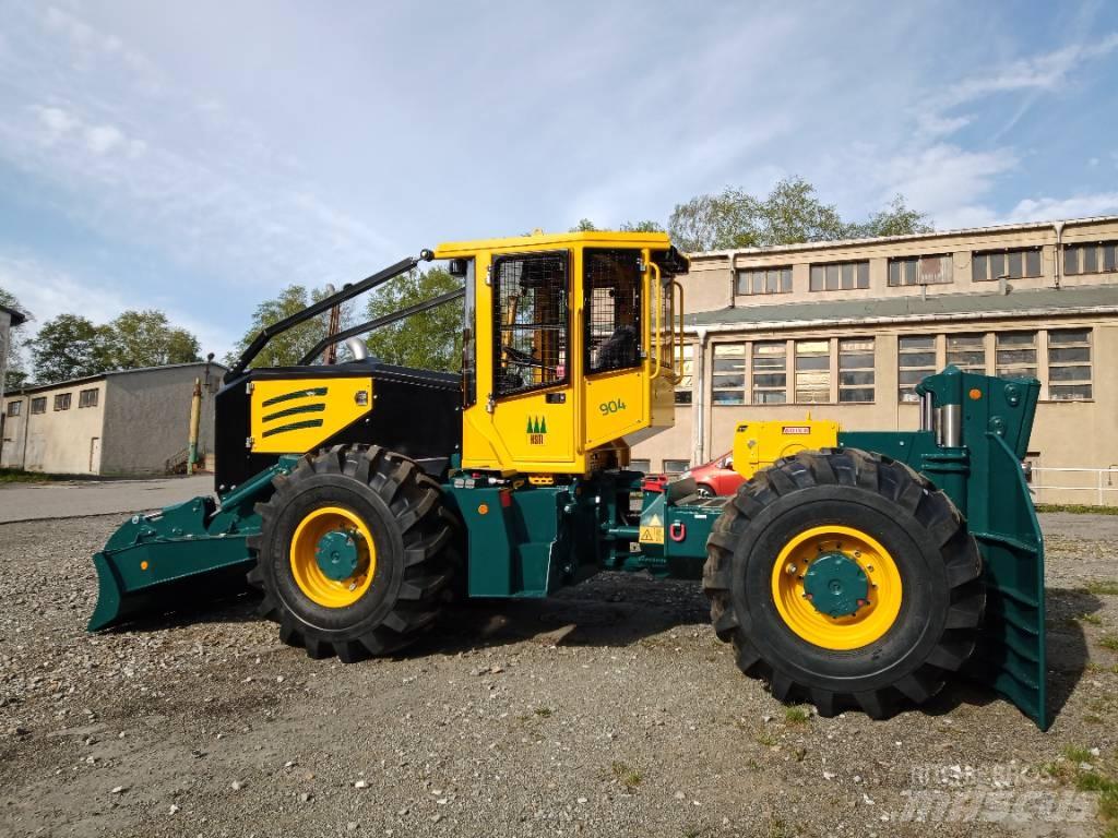 HSM 904S Tractoare forestiere