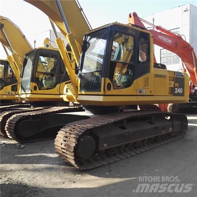 Komatsu PC 240 Excavatoare pe șenile
