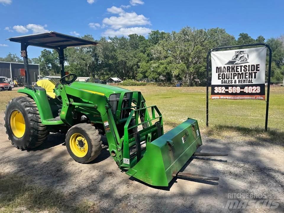 John Deere 3038 E Tractoare
