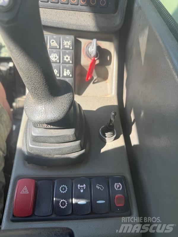 Terex TW 85 Excavatoare cu roti