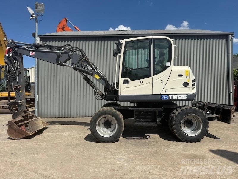 Terex TW 85 Excavatoare cu roti