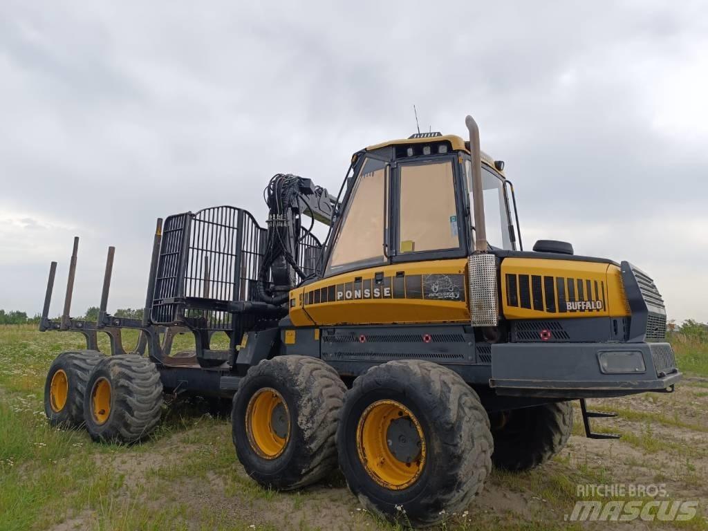 Ponsse Buffalo Transportoare