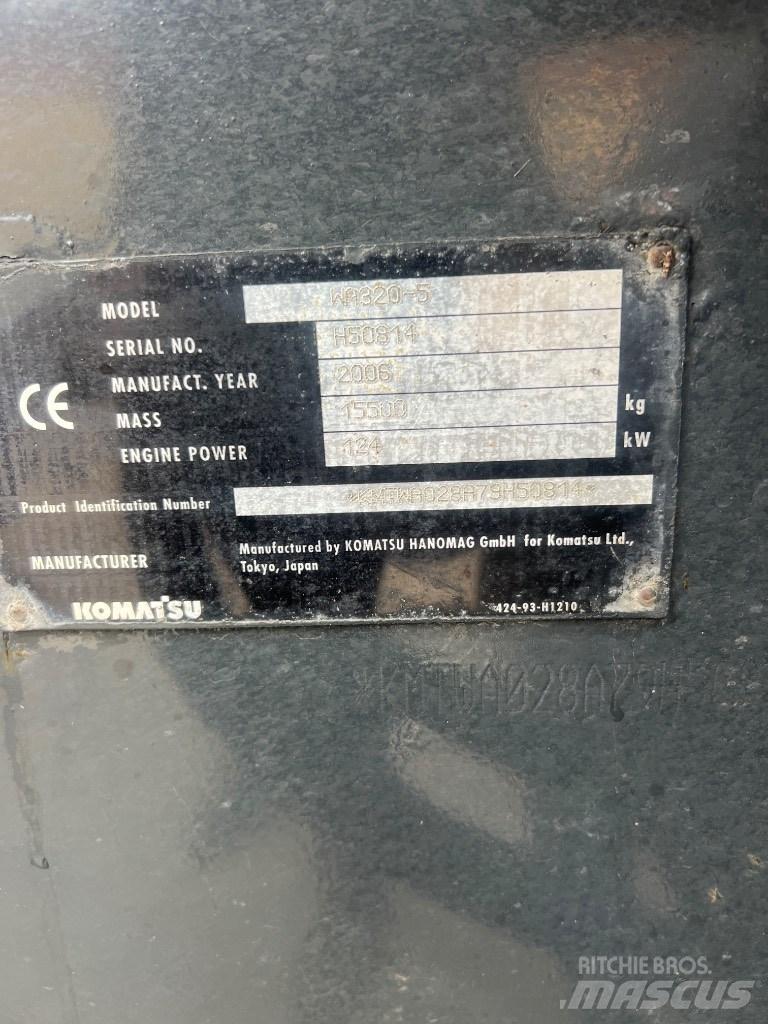 Komatsu WA 320-5 Incarcator pe pneuri