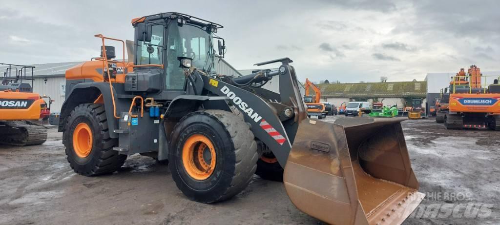 Doosan DL420-7 Incarcator pe pneuri