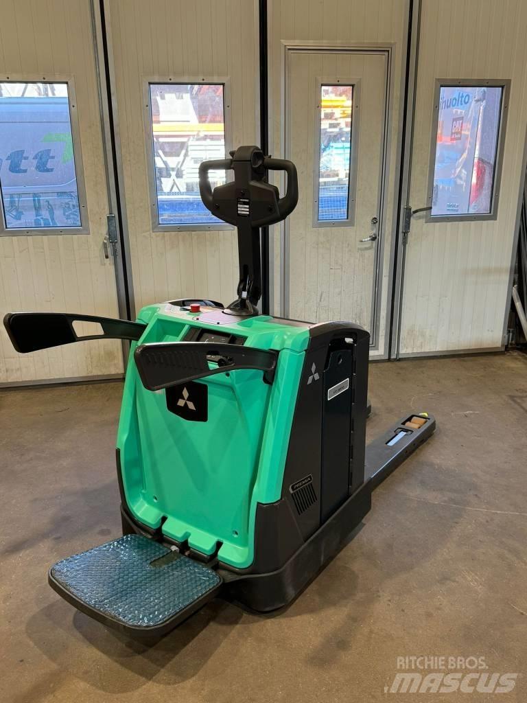 Mitsubishi PBV20N2 Transpaleta cu platforma