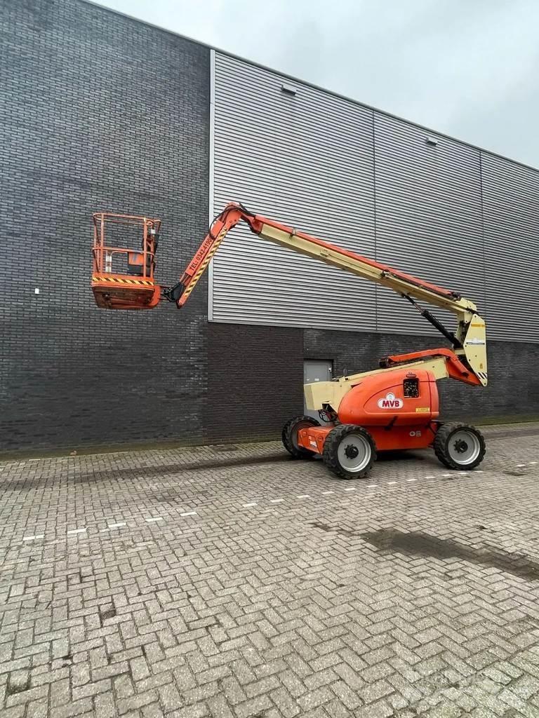 JLG 600AJ Nacele cu brat telescopic