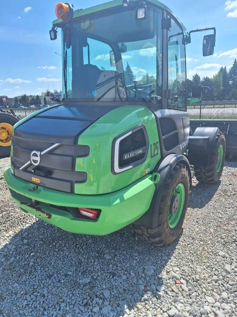 Volvo JL25H ELECTRIC Incarcator pe pneuri