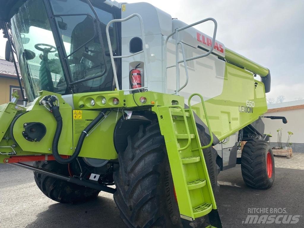 CLAAS Lexion 650 Combine de secerat