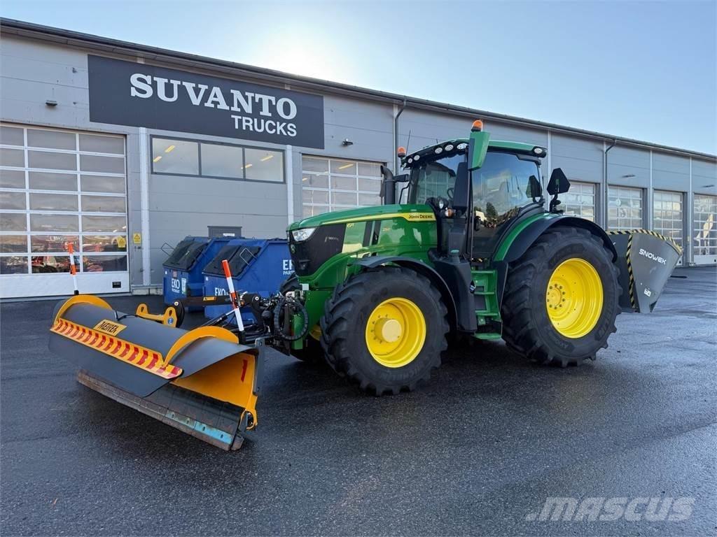 John Deere 6R 250 Tractoare