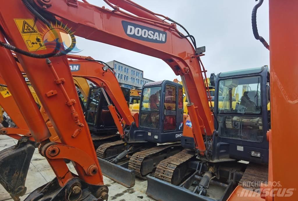 Doosan DH55 Excavatoare pe șenile
