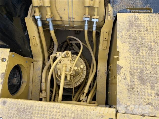 CAT 336D2 Excavatoare pe șenile
