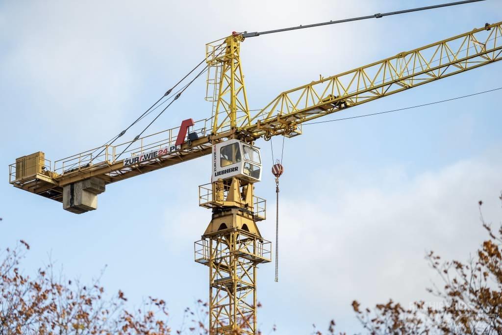Liebherr 120HC Macarale turn