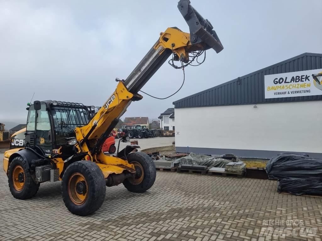 JCB TM 320 Incarcator pe pneuri
