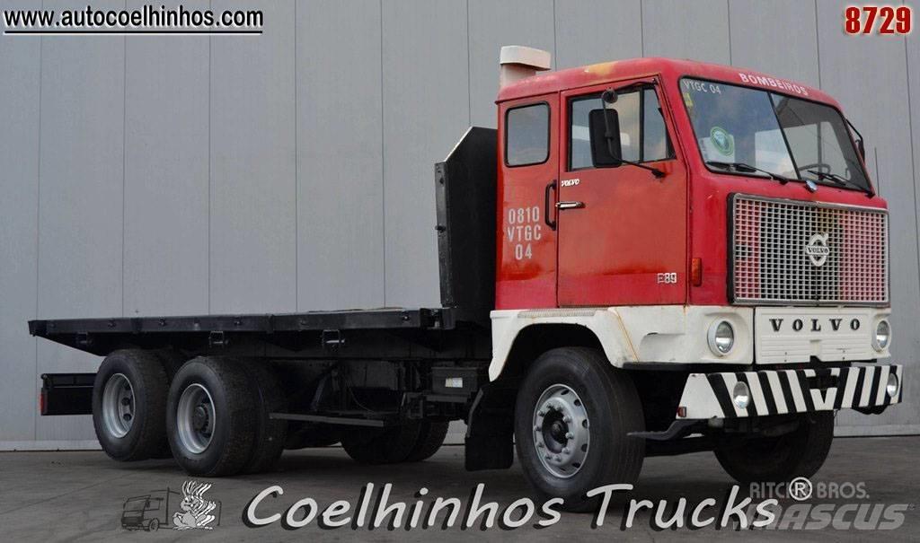Volvo F89-42 (6x2) Camioane platforma/prelata