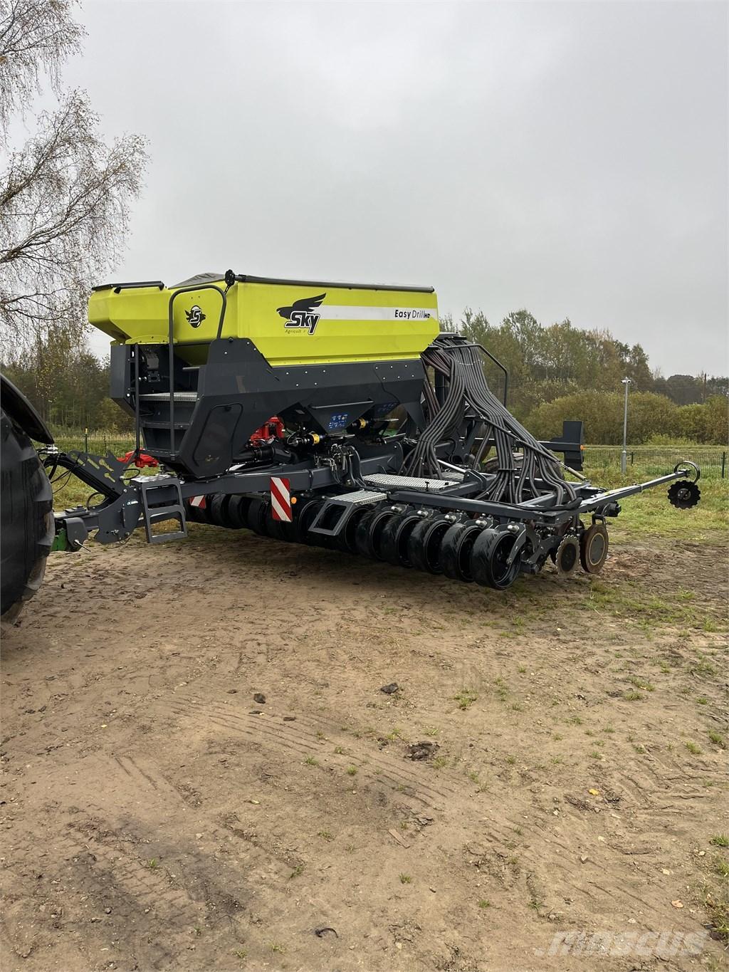  Sky Easydrill Masini cu insamantare precisa