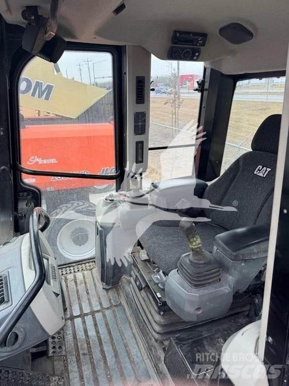 CAT 963K Încarcatoare cu excavator