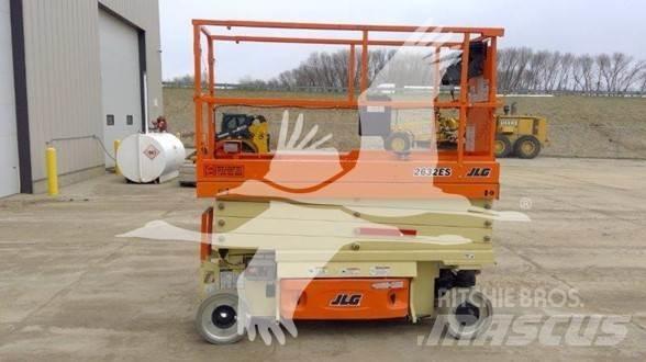 JLG 2632ES Platforme foarfeca