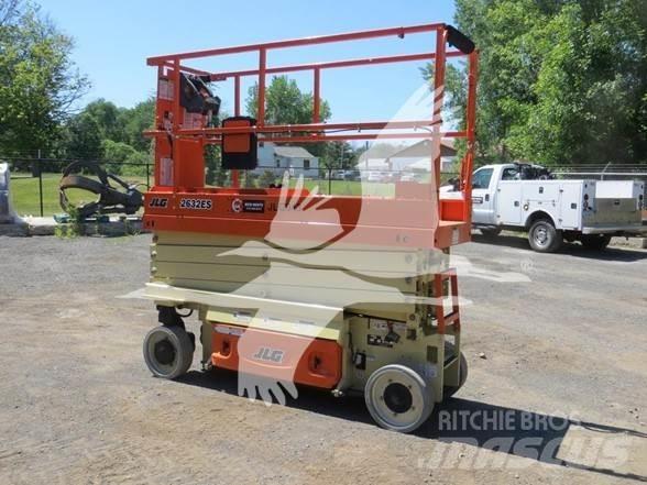 JLG 2632ES Platforme foarfeca