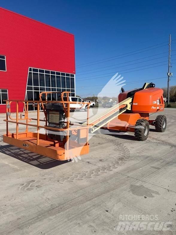 JLG 400S Nacele cu brat telescopic