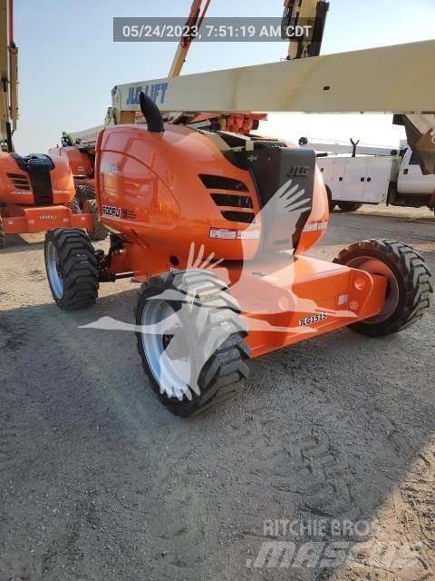 JLG 600AJ Nacele cu brat articulat