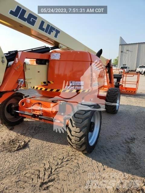 JLG 600AJ Nacele cu brat articulat