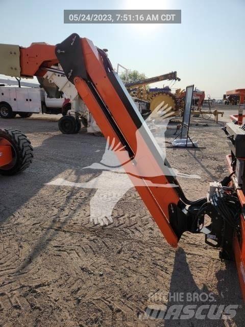 JLG 600AJ Nacele cu brat articulat