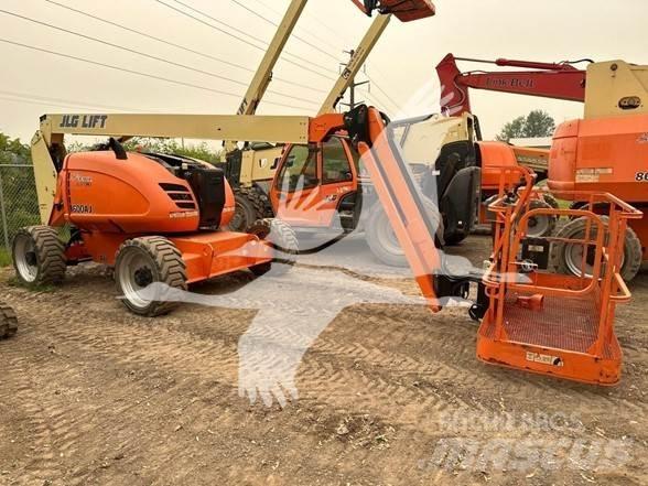 JLG 600AJ Nacele cu brat articulat