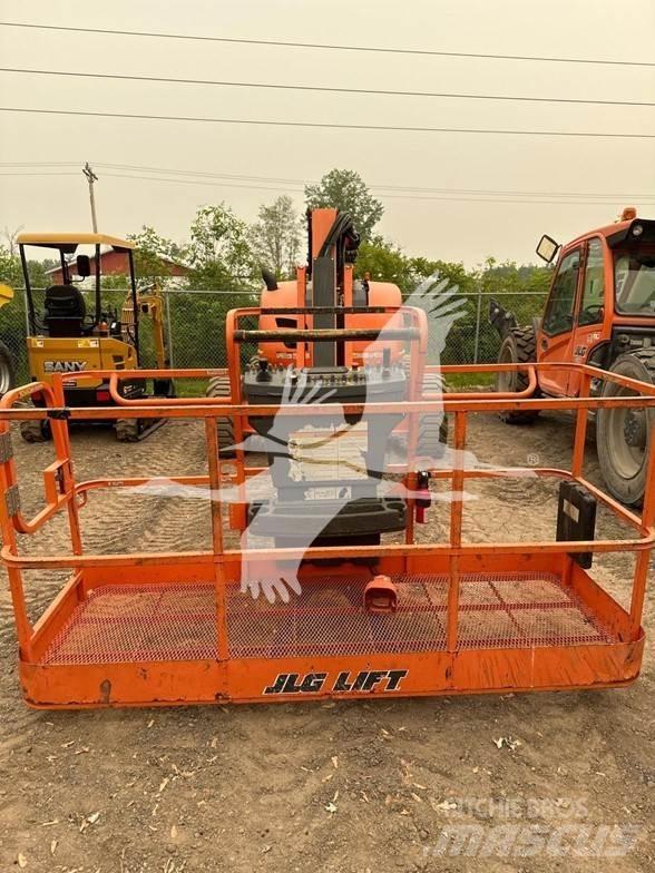 JLG 600AJ Nacele cu brat articulat