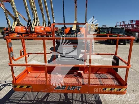 JLG 600AJ Nacele cu brat articulat