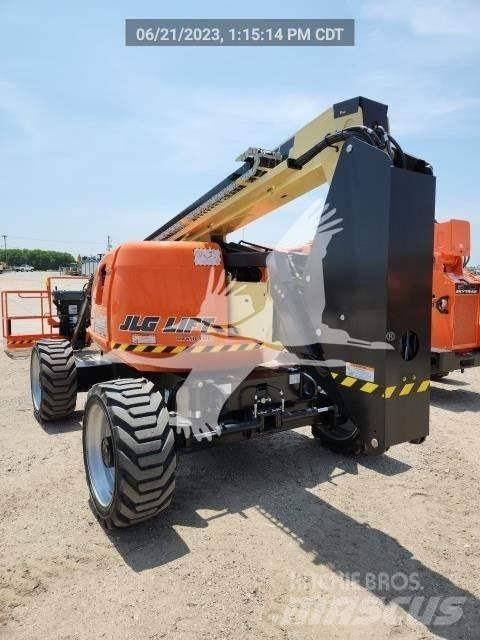 JLG 600AJ Nacele cu brat articulat