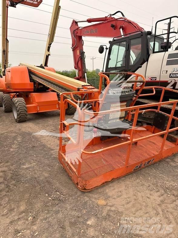 JLG 600S Nacele cu brat telescopic