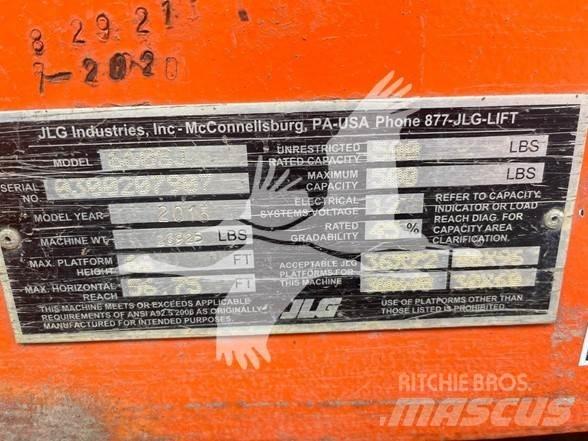 JLG 660SJ Nacele cu brat telescopic
