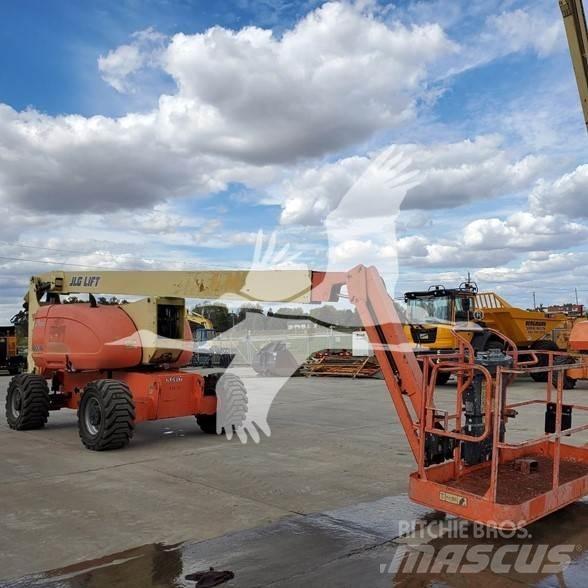 JLG 800AJ Nacele cu brat articulat