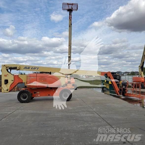 JLG 800AJ Nacele cu brat articulat