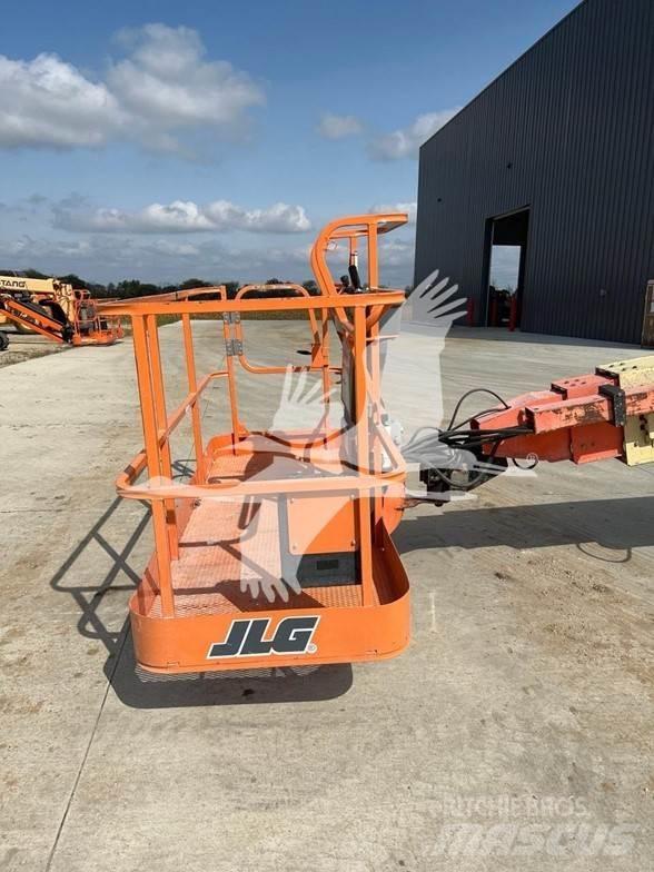 JLG 800S Nacele cu brat telescopic