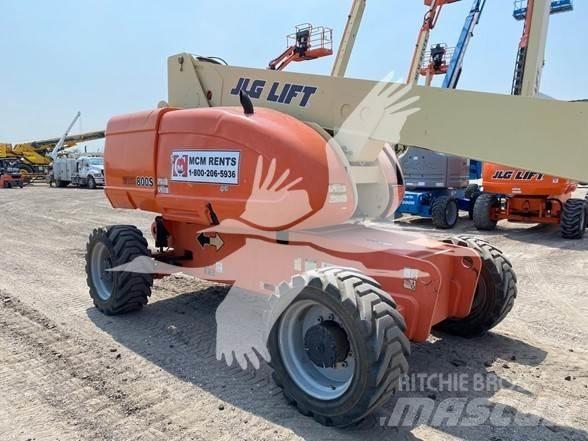 JLG 800S Nacele cu brat telescopic