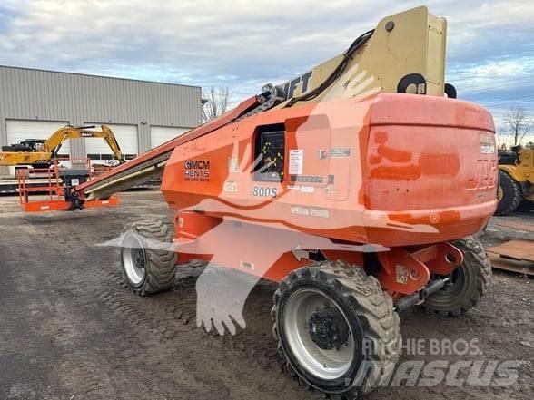 JLG 800S Nacele cu brat telescopic