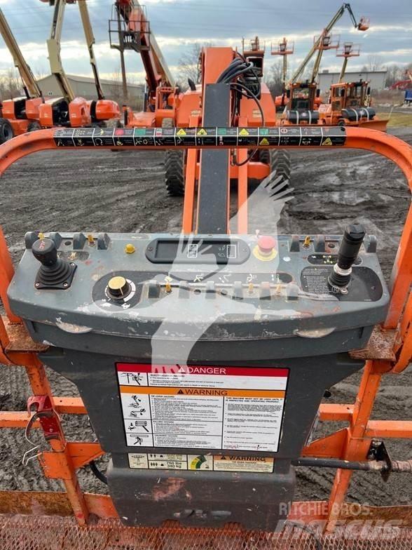 JLG 860SJ Nacele cu brat telescopic