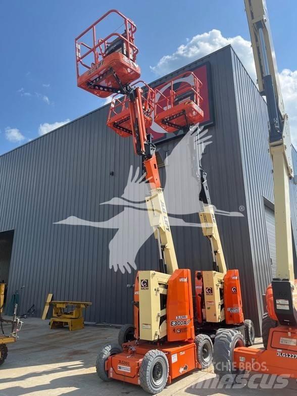 JLG E300AJP Nacele cu brat articulat