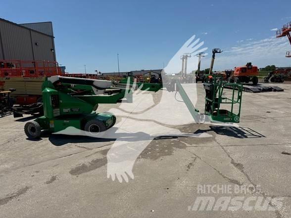 JLG E400AJPN Nacele cu brat articulat