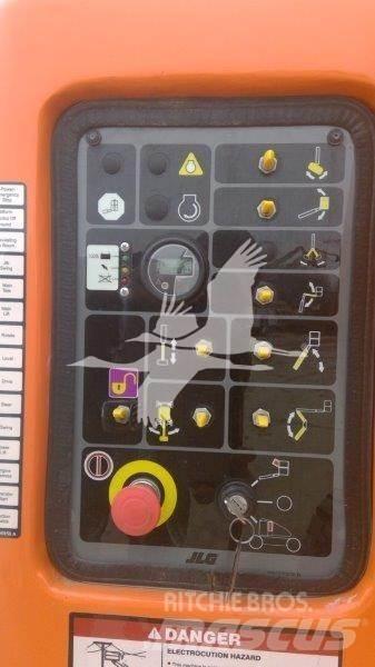 JLG E450AJ Nacele cu brat articulat