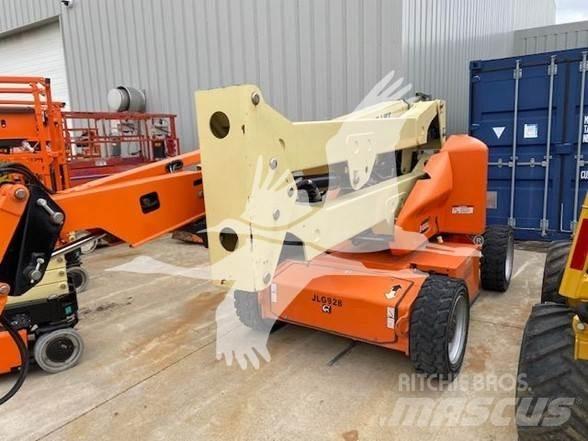 JLG E450AJ Nacele cu brat articulat