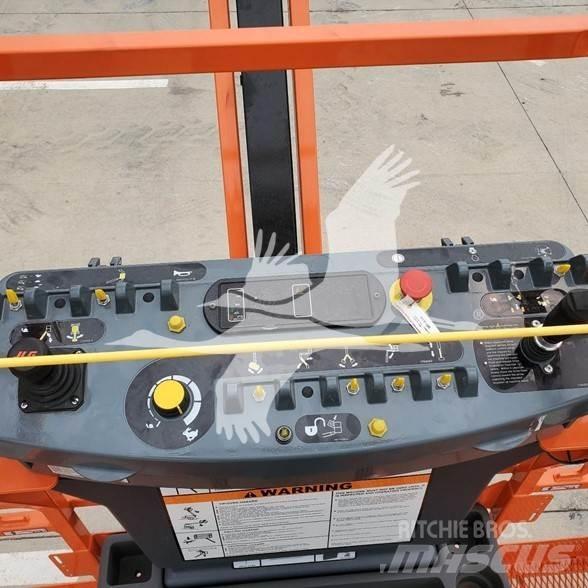 JLG EC600SJP Nacele cu brat telescopic