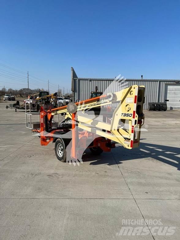 JLG T350 Platforme aeriene montate pe remorca